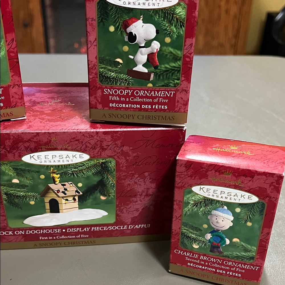 Hallmark Peanuts Keepsake Ornaments Set - c.2000 - Picture 2 of 9